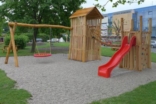 Robinie Spielturmkombi 