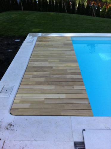 Poolterrasse Robinie