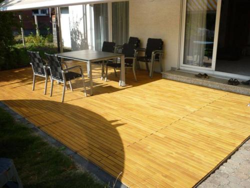 Robinie Terrasse 22x60