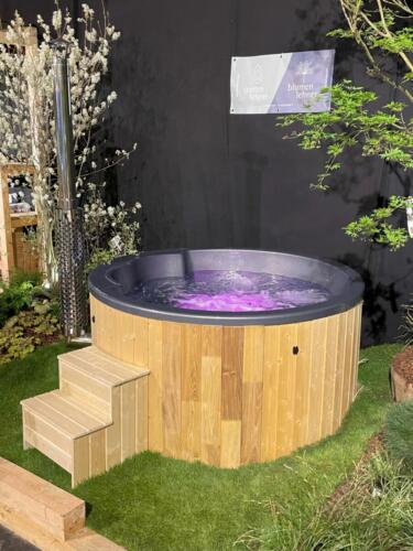 Hot-Tub-Robinie