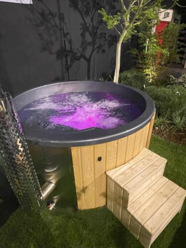 Hot-Tub-Robinie